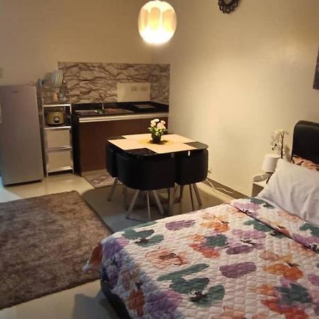 Katliza Condotel Kassel Residences Paranaque City ภายนอก รูปภาพ